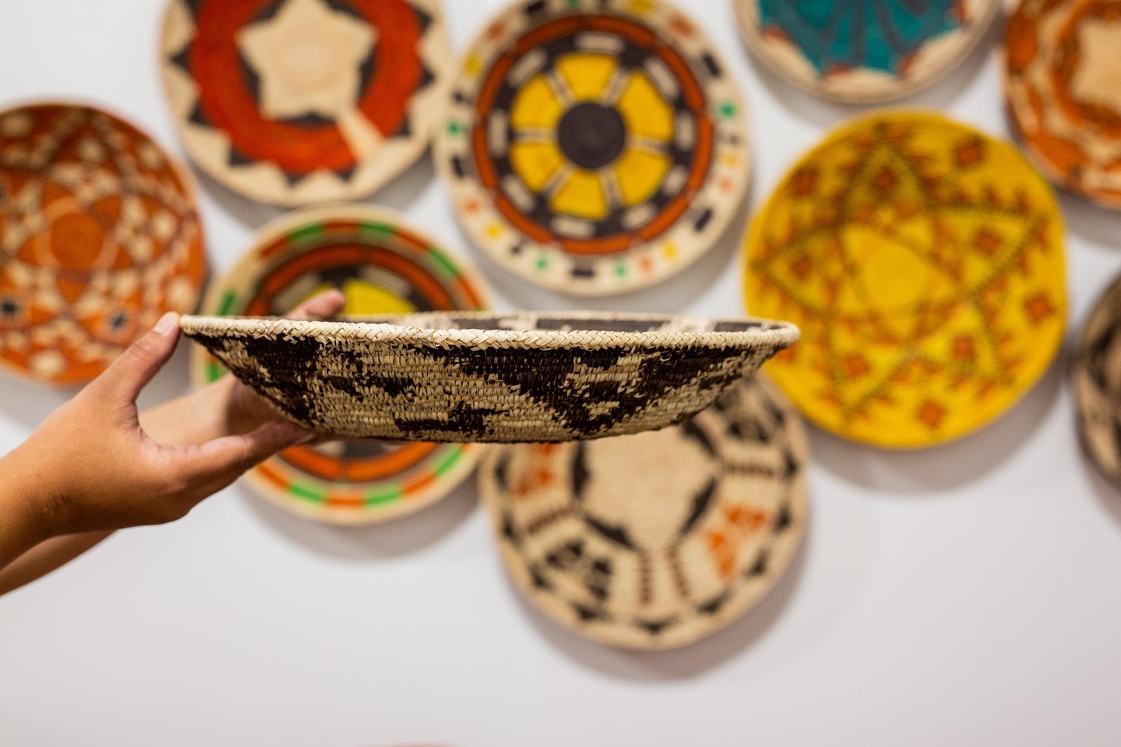 Handwoven Tribal Basket Set – Southwest Boho Wall Decor (Set of 6) - Image 6