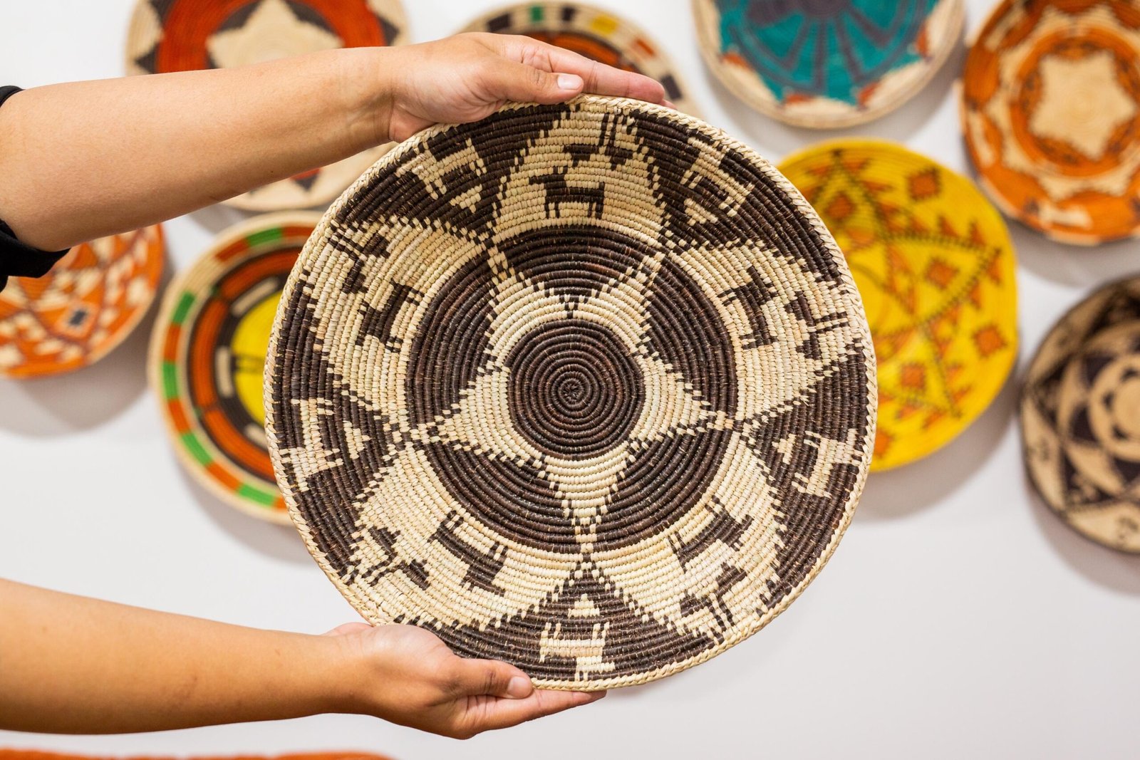 Handwoven Tribal Basket Set – Southwest Boho Wall Decor (Set of 6) - Image 5