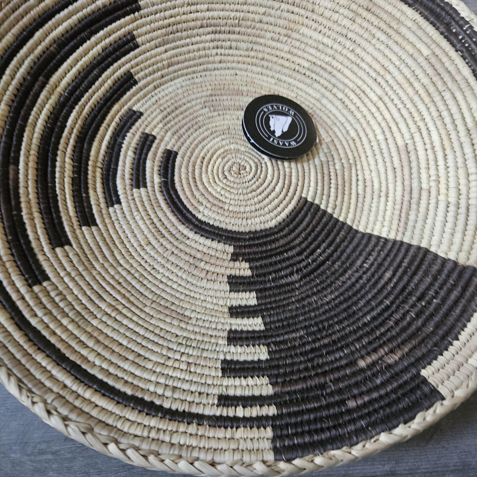 Shadow Pinwheel 14" Handwoven Boho Wall Basket, Black Natural Two-Tone Geometric Decor, Modern Bohemian Wall Art Home Decor - Image 4