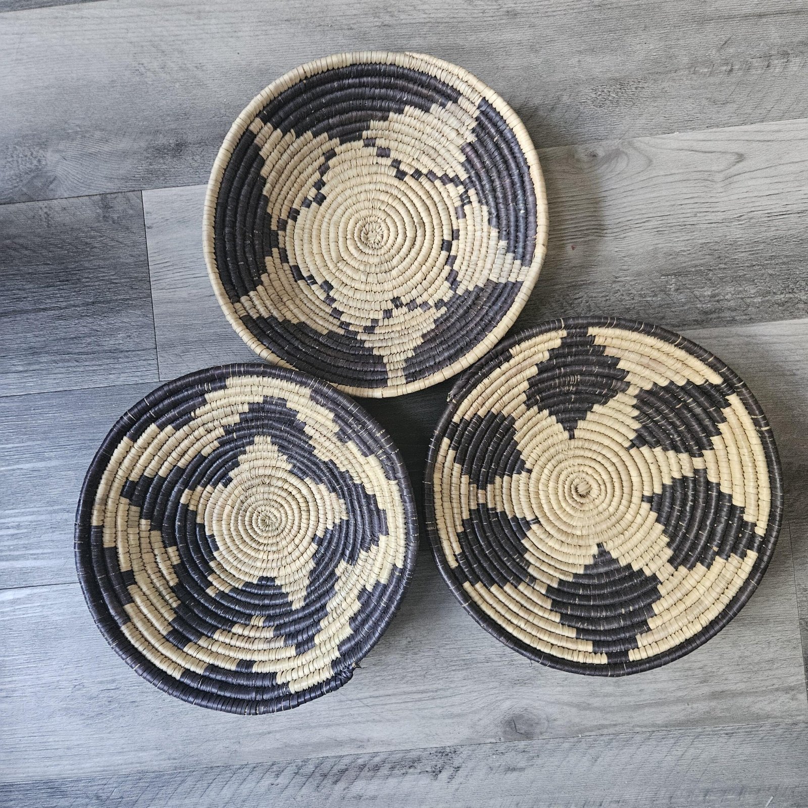 Bohemian Woven Wall Basket – Handwoven Tribal Wall Art – Natural Fiber Basket Decor Set of 3 bowls - Image 3