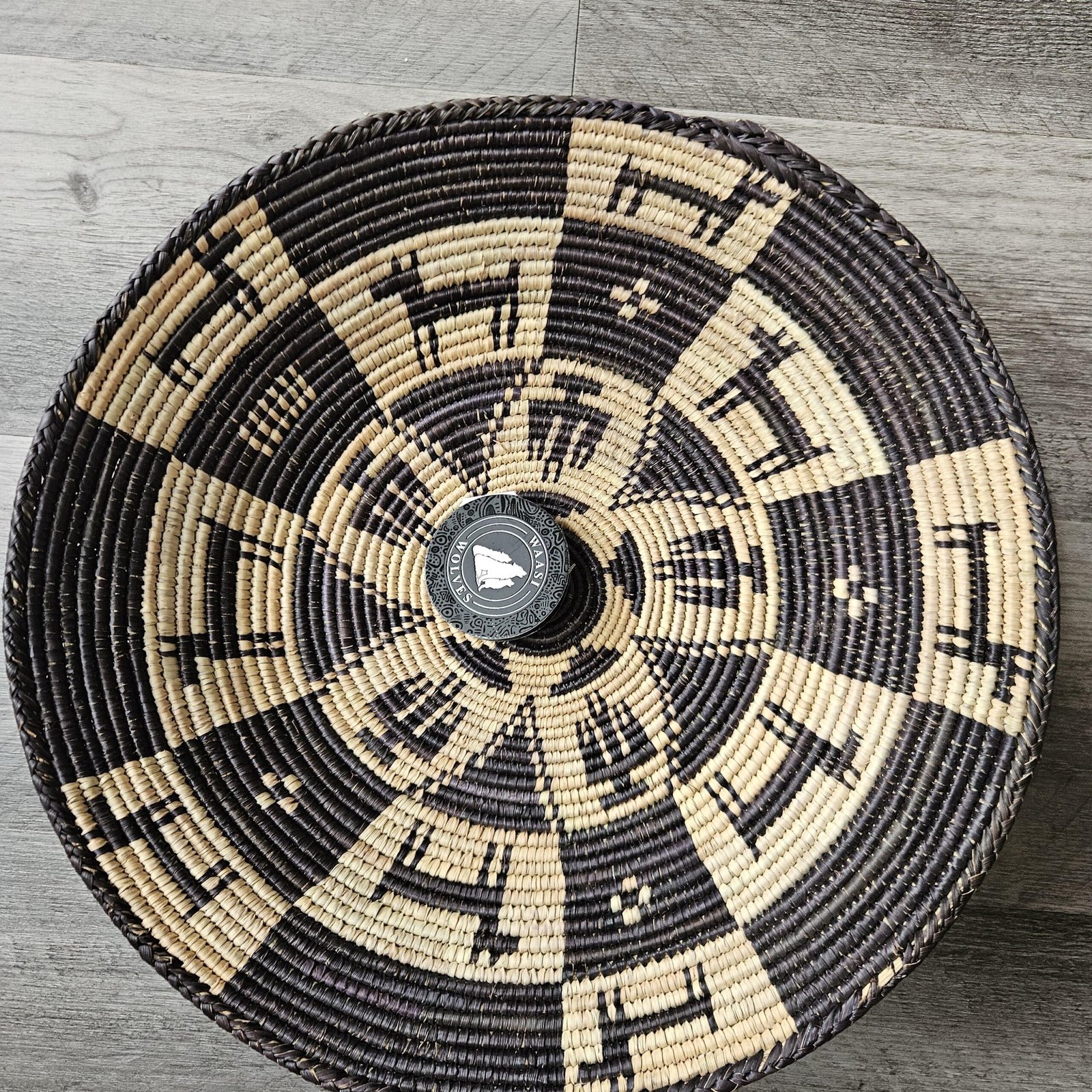 Onyx Compass 14 Inch Woven Wall Basket, Black Cream Radial Geometric Pattern, Handwoven Palm Fiber Boho Wall Decor, Fair Trade Gift - Image 4